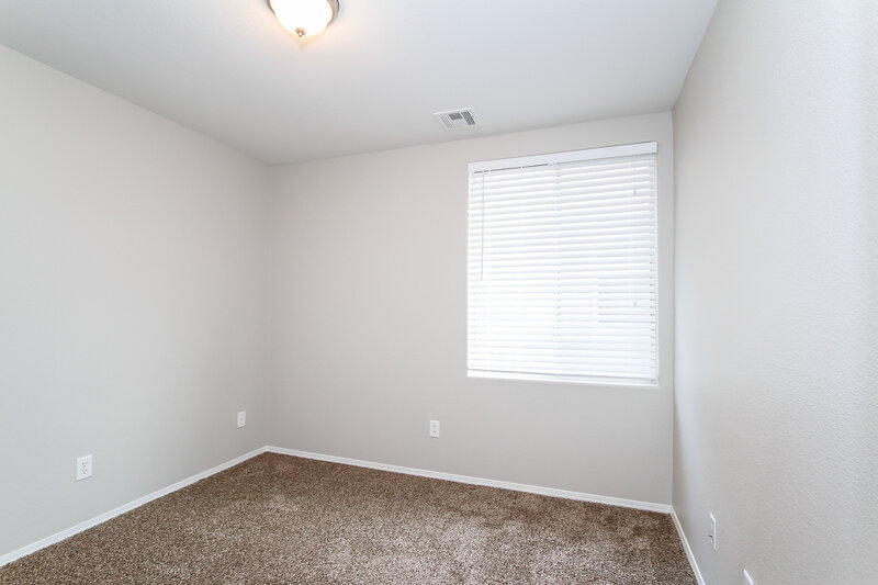 2,020/Mo, 7416 Emerald Glow St Las Vegas, NV 89123 Bedroom View 4