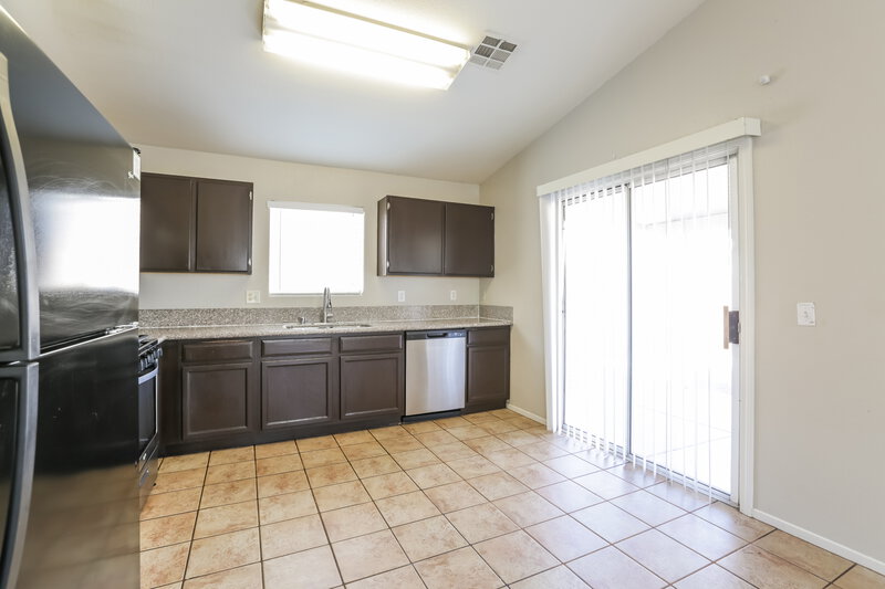 2,040/Mo, 5420 Pepperpike Ave Las Vegas, NV 89130 Dining Room View