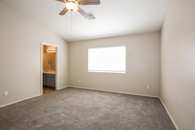 1,885/Mo, 5420 Pepperpike Ave Las Vegas, NV 89130 Main Bedroom View