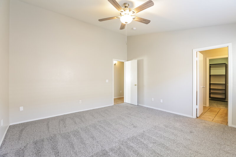 2,040/Mo, 5420 Pepperpike Ave Las Vegas, NV 89130 Main Bedroom View 2