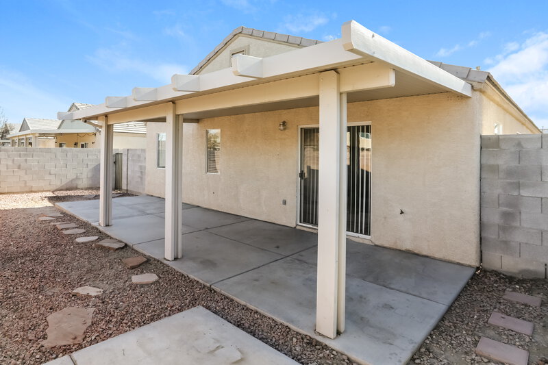2,040/Mo, 5420 Pepperpike Ave Las Vegas, NV 89130 Rear View