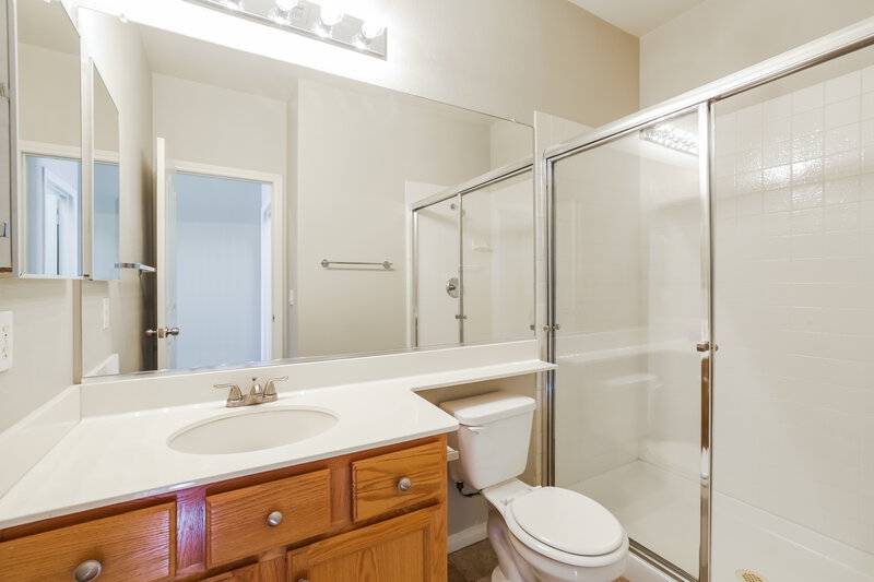 0/Mo, 5926 Garden Vista St Las Vegas, NV 89113 Bathroom View