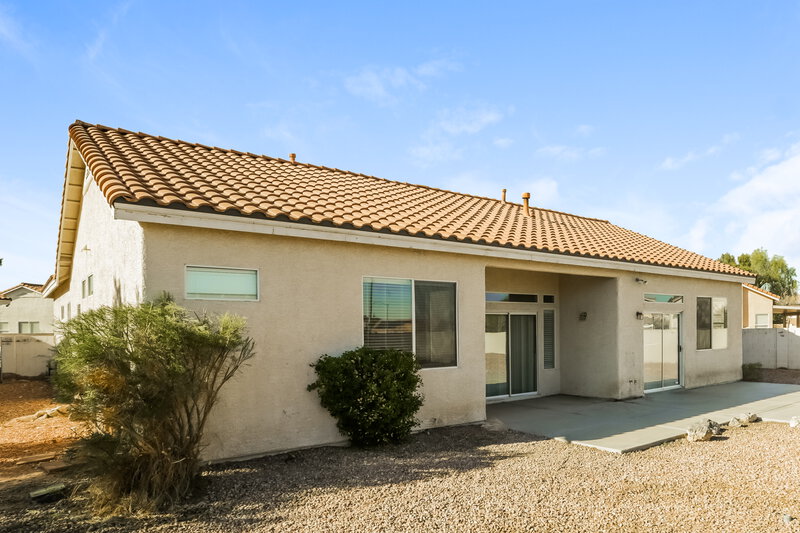 0/Mo, 5926 Garden Vista St Las Vegas, NV 89113 Rear View