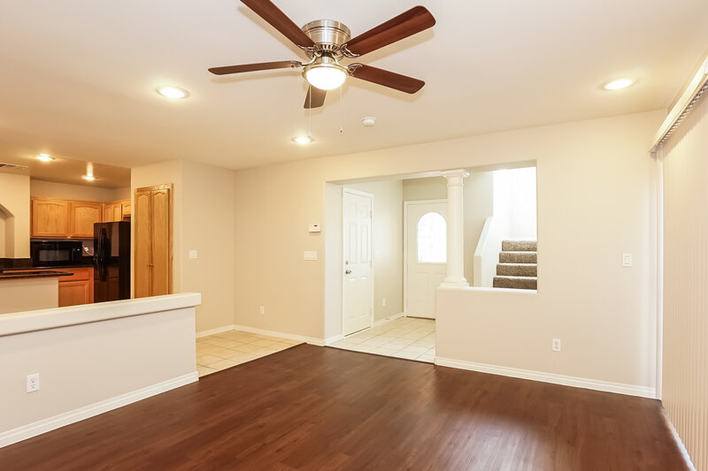 1,995/Mo, 7421 Catmint St Las Vegas, NV 89113 Living Room View 3