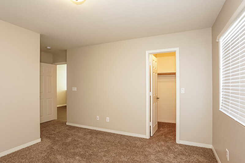 1,995/Mo, 7421 Catmint St Las Vegas, NV 89113 Bedroom View 4