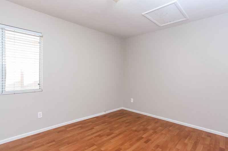 2,385/Mo, 9128 Black Elk Ave Las Vegas, NV 89143 Bedroom View 3