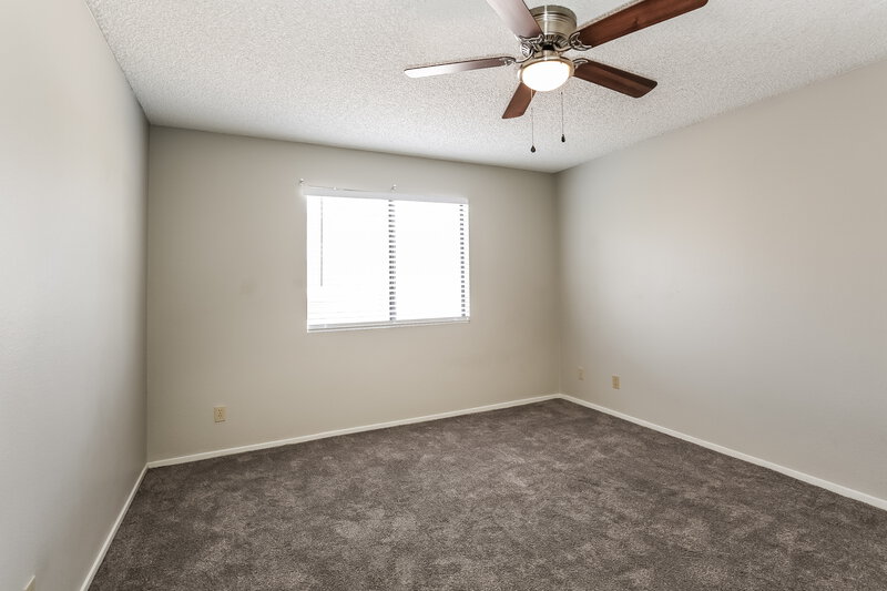 2,300/Mo, 9532 Wooden Pier Way Las Vegas, NV 89117 Main Bedroom View 2