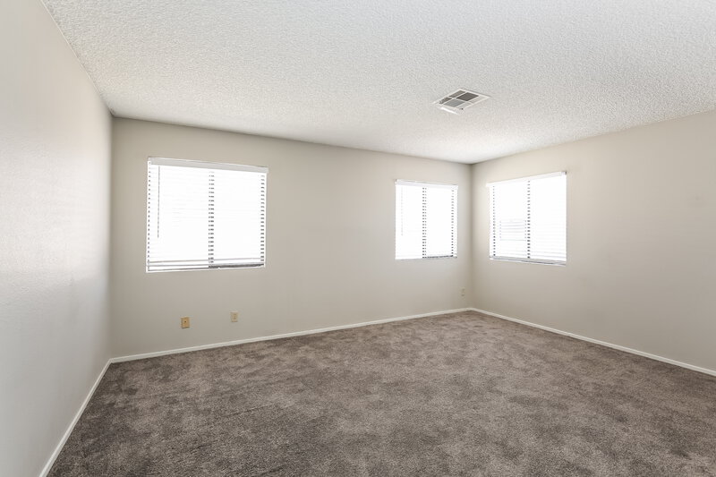 2,300/Mo, 9532 Wooden Pier Way Las Vegas, NV 89117 Bedroom View