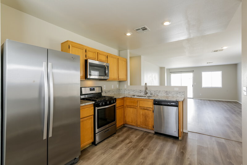 1,940/Mo, 841 Tollbrook Way Henderson, NV 89011 Kitchen View 2