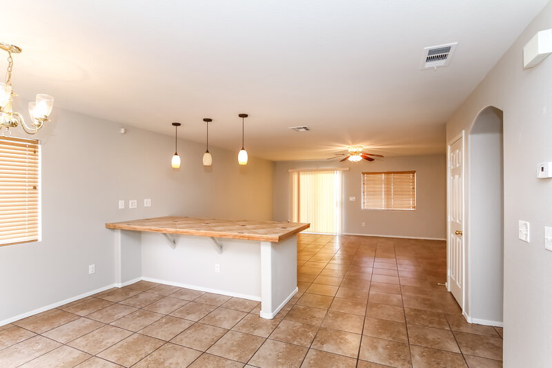 2,350/Mo, 1110 Monarch Mystic Ave North Las Vegas, NV 89081 Dining Room View