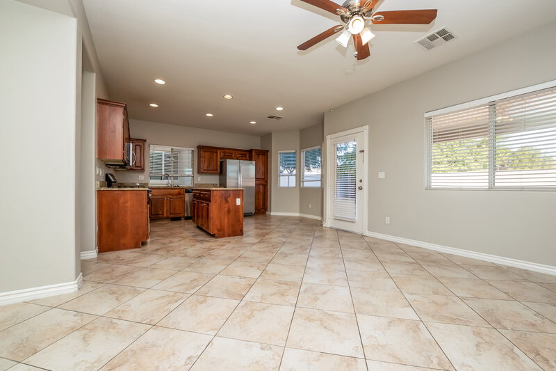 2,030/Mo, 516 Bruny Island Ave North Las Vegas, NV 89081 Family Room View
