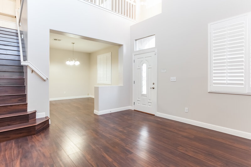 2,285/Mo, 4509 Dagnar Ct North Las Vegas, NV 89031 Living Room View 2