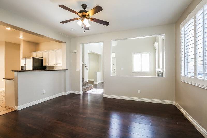 2,230/Mo, 4509 Dagnar Ct North Las Vegas, NV 89031 Dining Room View 2