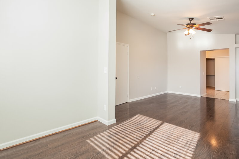 2,285/Mo, 4509 Dagnar Ct North Las Vegas, NV 89031 Master Bedroom View 2