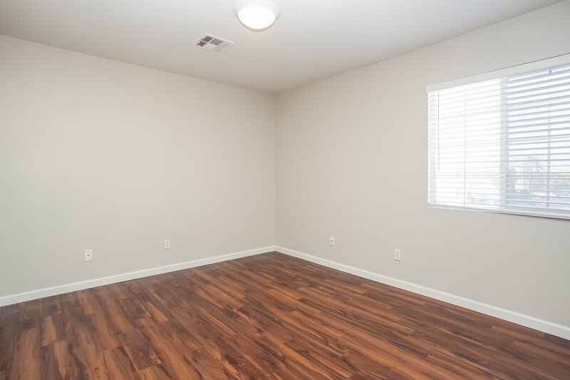 2,285/Mo, 4509 Dagnar Ct North Las Vegas, NV 89031 Bedroom View