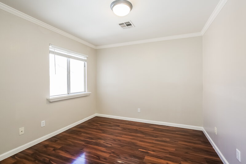 2,230/Mo, 4509 Dagnar Ct North Las Vegas, NV 89031 Bedroom View