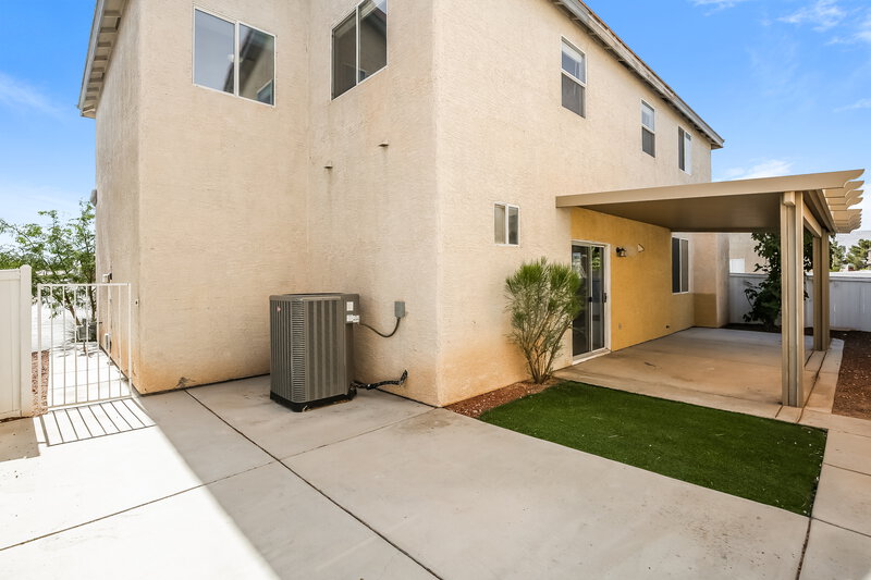 2,230/Mo, 4509 Dagnar Ct North Las Vegas, NV 89031 Rear View