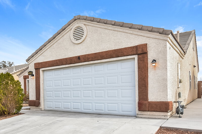 2,225/Mo, 5340 Hadley Ct North Las Vegas, NV 89031 Front View