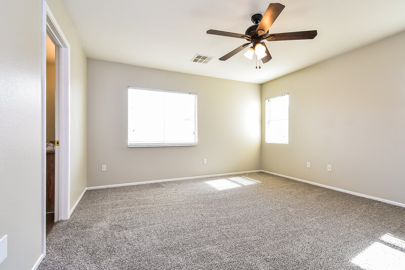 2,225/Mo, 5340 Hadley Ct North Las Vegas, NV 89031 Main Bedroom View