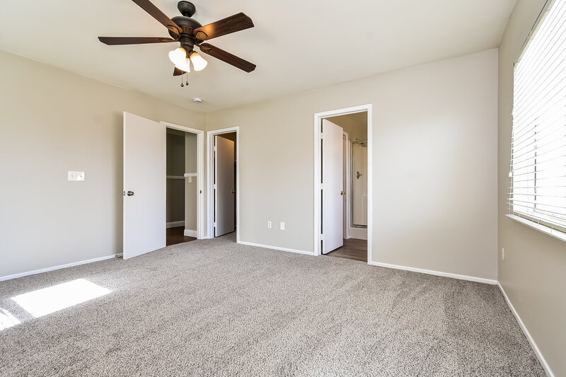 2,225/Mo, 5340 Hadley Ct North Las Vegas, NV 89031 Main Bedroom View 2