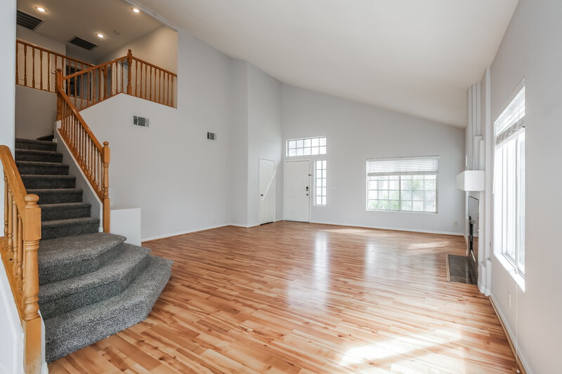 2,345/Mo, 7712 Sparrowgate Ave Las Vegas, NV 89131 Living Room View