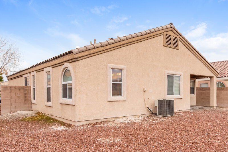 2,005/Mo, 325 Colorful Rain Ave North Las Vegas, NV 89031 Rear View 2