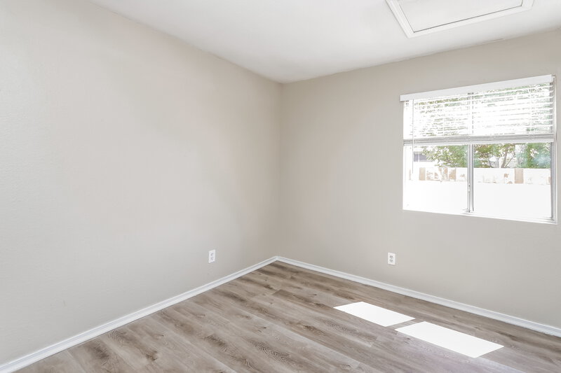 0/Mo, 5904 Red Umber Ave Las Vegas, NV 89130 Bedroom View