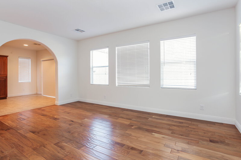 2,195/Mo, 7924 Kelburn Hill St Las Vegas, NV 89131 Living Room View 2