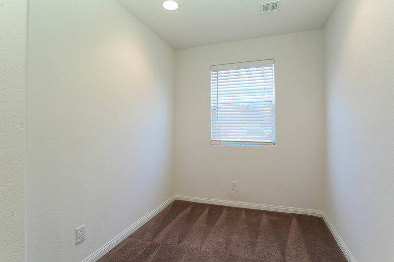 2,195/Mo, 7924 Kelburn Hill St Las Vegas, NV 89131 Bedroom View 3