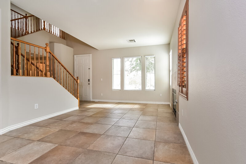 2,450/Mo, 8553 Zelkova Ct Las Vegas, NV 89149 Living Room View 2