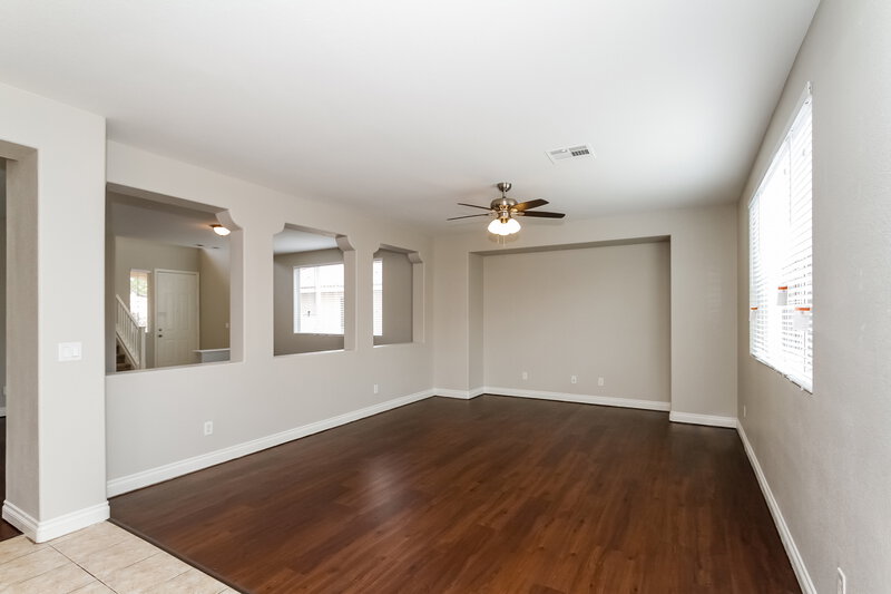 2,345/Mo, 9843 Shadow Grove Ave Las Vegas, NV 89148 Family Room View 2