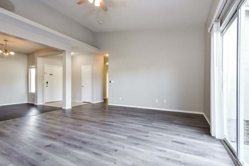 1,960/Mo, 4310 Scarlet Vista Ct North Las Vegas, NV 89031 Living Room View