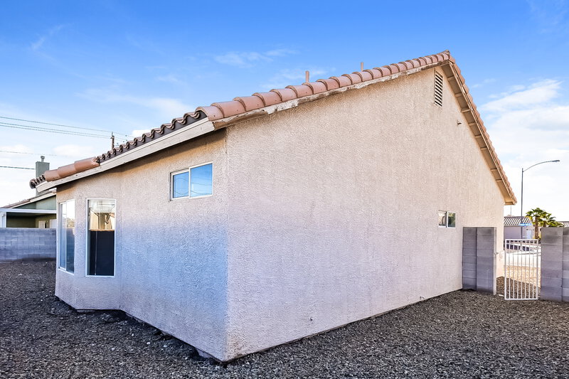 1,960/Mo, 4310 Scarlet Vista Ct North Las Vegas, NV 89031 Rear View