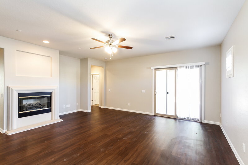 2,345/Mo, 3923 Shetland Pony St Las Vegas, NV 89122 Living Room View 3
