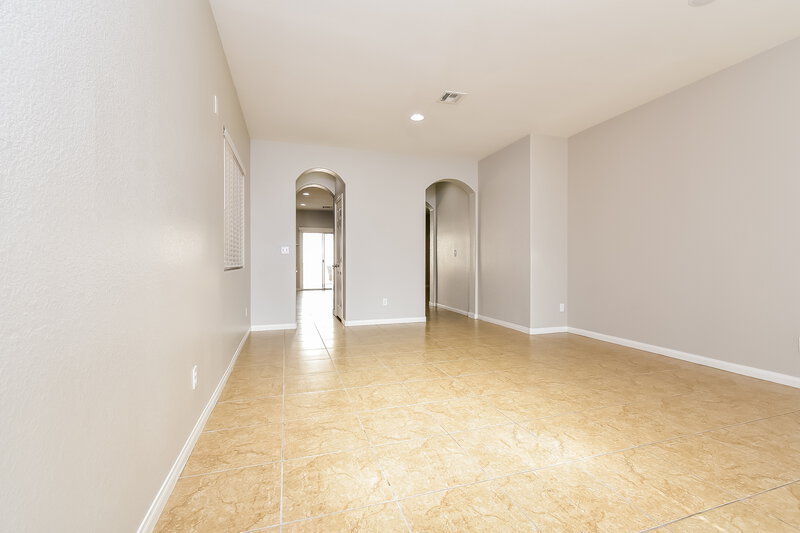 1,865/Mo, 3932 Fragrant Jasmine Ave North Las Vegas, NV 89081 Family Room View 2