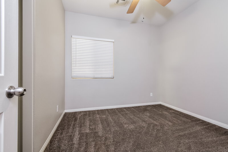 1,865/Mo, 3932 Fragrant Jasmine Ave North Las Vegas, NV 89081 Bedroom View 2