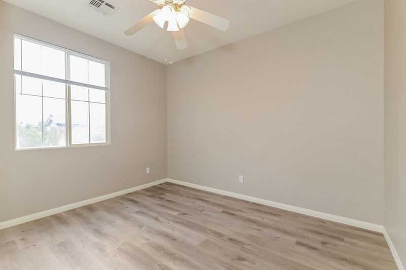 2,200/Mo, 4448 Nestos Valley Ave North Las Vegas, NV 89031 Bedroom View 2