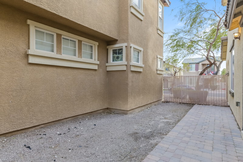 2,200/Mo, 4448 Nestos Valley Ave North Las Vegas, NV 89031 Rear View