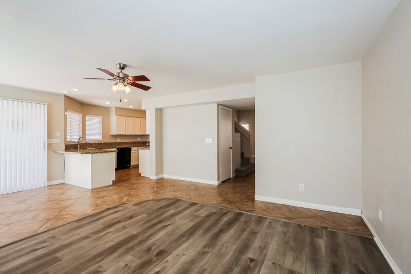3,080/Mo, 4943 Monte del Sol Ln North Las Vegas, NV 89031 Family Room View 2