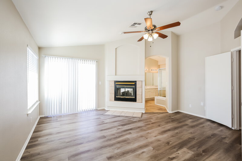 3,080/Mo, 4943 Monte del Sol Ln North Las Vegas, NV 89031 Main Bedroom View