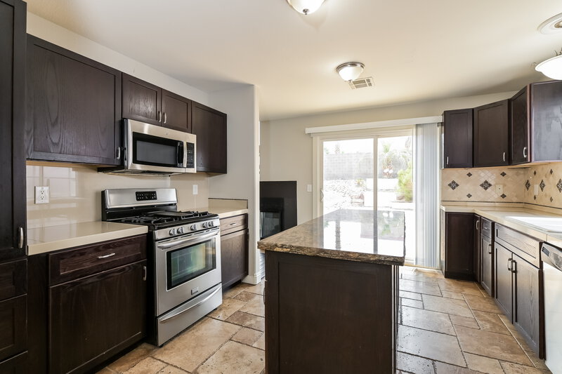 1,995/Mo, 445 Opal Dr Henderson, NV 89015 Kitchen View 2