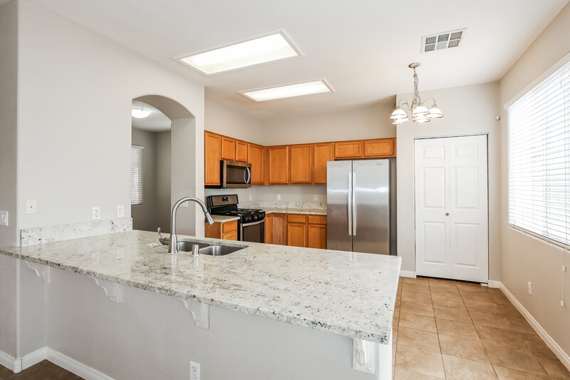 2,075/Mo, 7620 Eminence Ct Las Vegas, NV 89131 Kitchen View