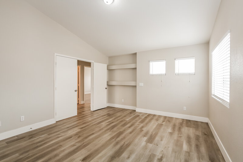 2,075/Mo, 7620 Eminence Ct Las Vegas, NV 89131 Main Bedroom View 2
