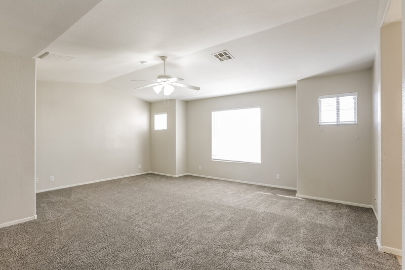 2,300/Mo, 7900 Canyon Grove Ct Las Vegas, NV 89131 Main Bedroom View