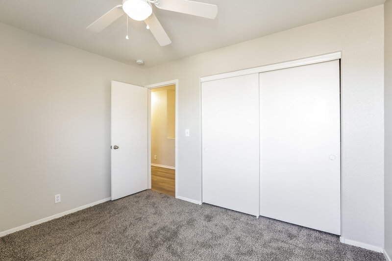 2,300/Mo, 7900 Canyon Grove Ct Las Vegas, NV 89131 Bedroom View 4