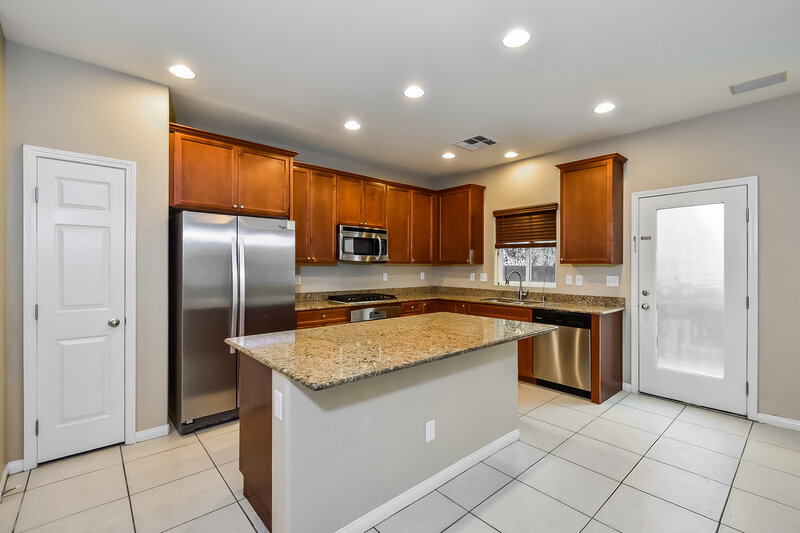 2,000/Mo, 10549 Seasonable Dr Las Vegas, NV 89129 Kitchen View