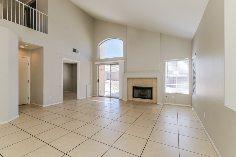2,075/Mo, 2642 Ridgewater Cir Henderson, NV 89074 Living Room View