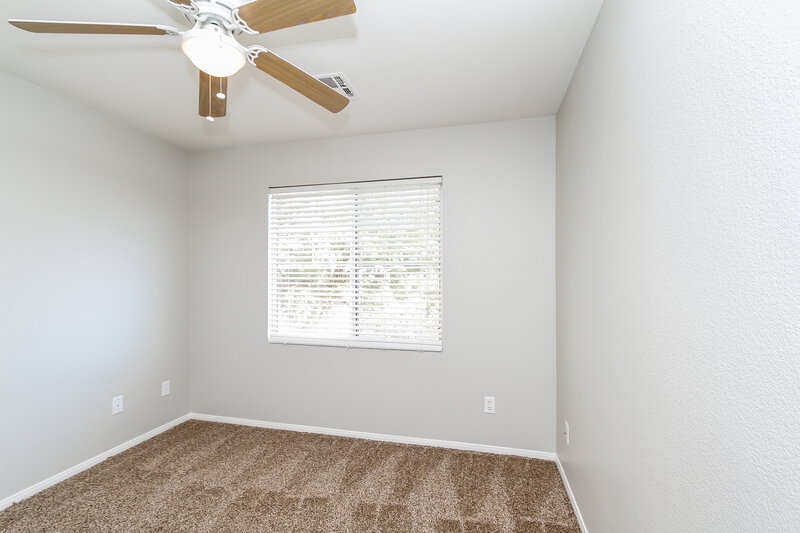 2,190/Mo, 5309 Santa Fe Heights St North Las Vegas, NV 89081 Misc View 10
