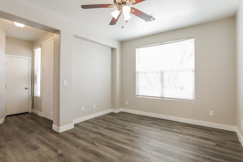 2,075/Mo, 5945 Tamarack Lodge Ln North Las Vegas, NV 89081 Main Bedroom View