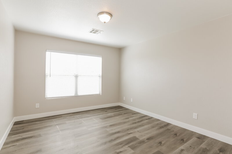 2,075/Mo, 5945 Tamarack Lodge Ln North Las Vegas, NV 89081 Bedroom View 3